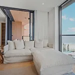 Luxury Beachside Apartment