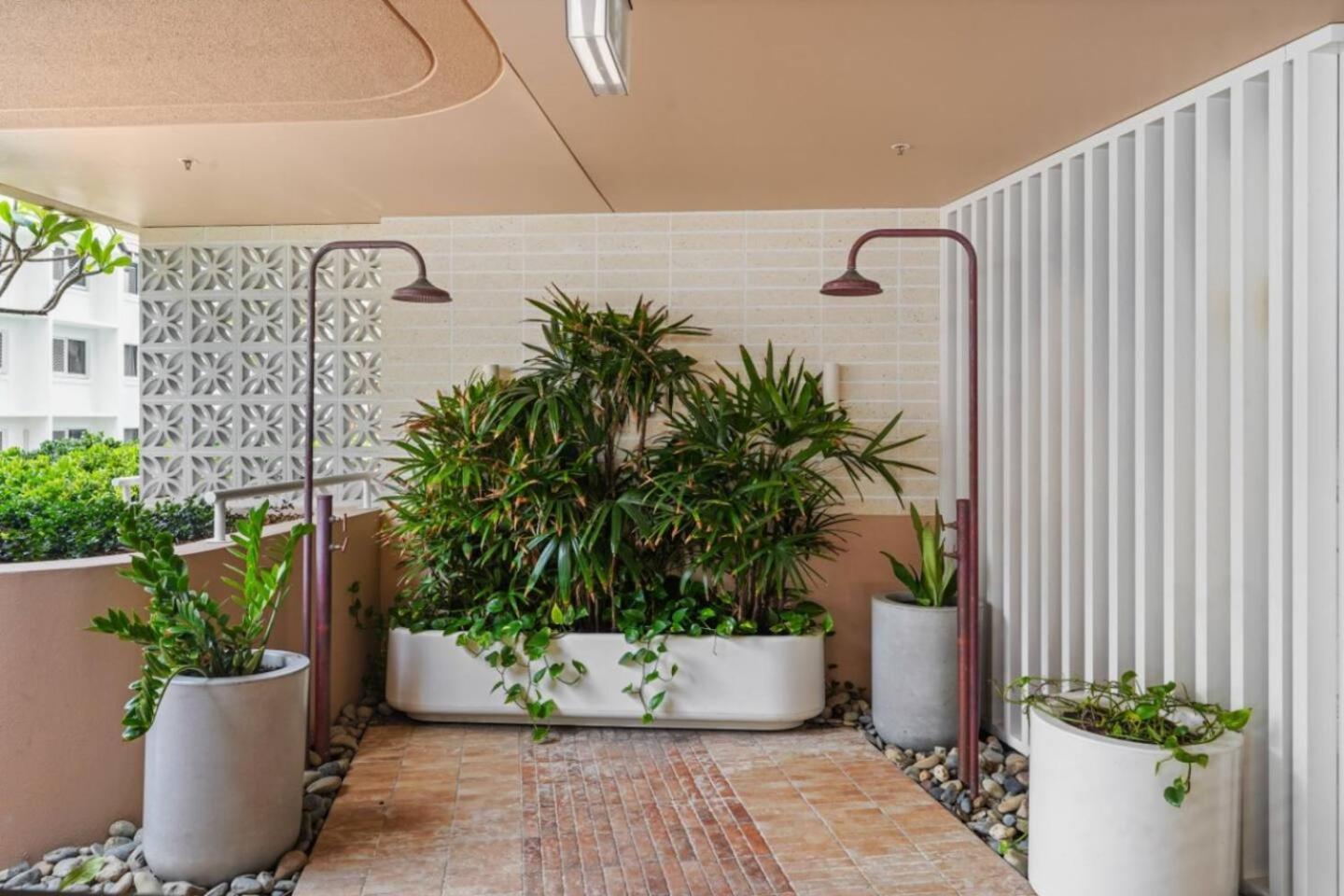 Luxury Beachside Apartment Gold Coast