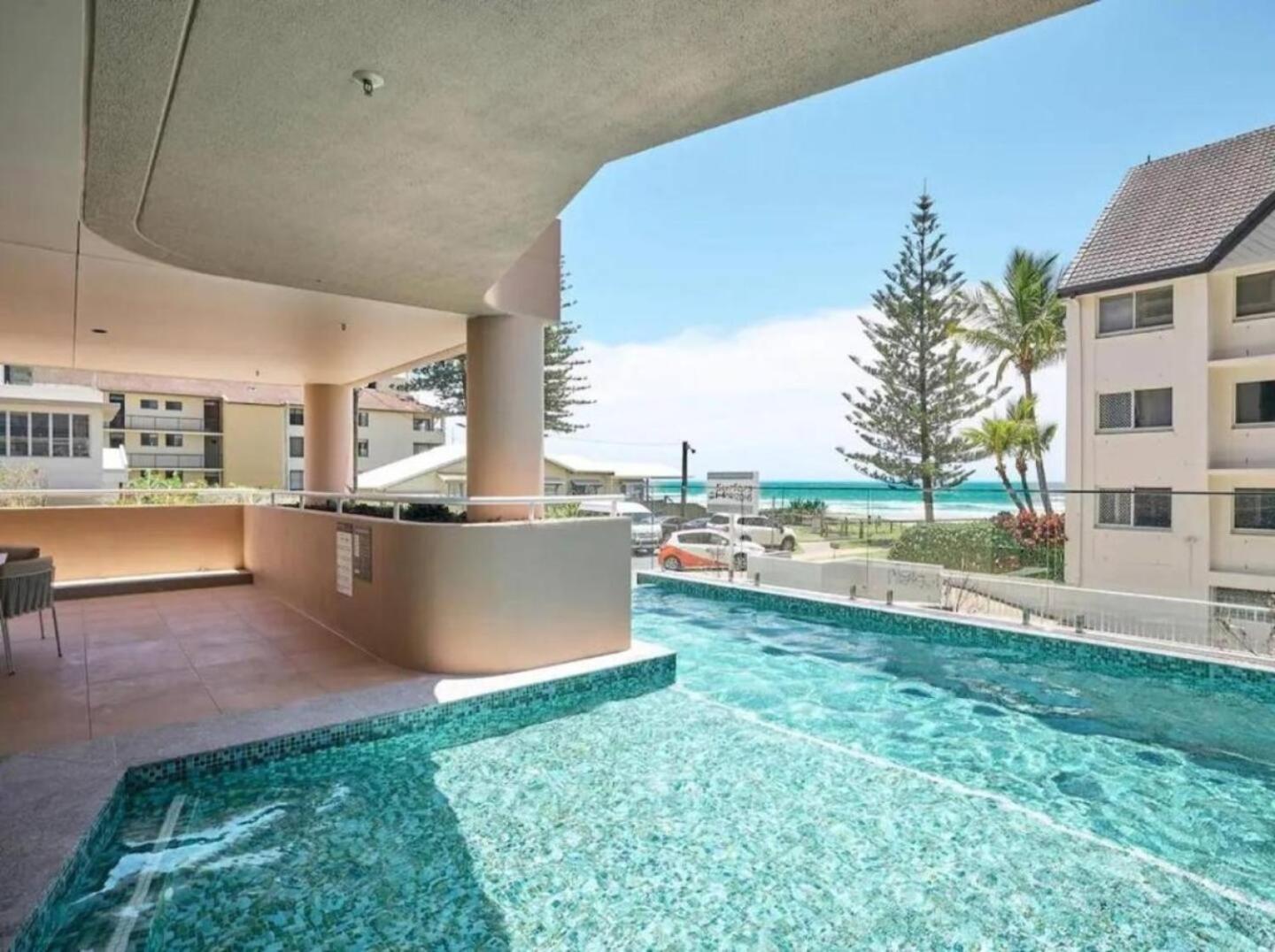 Luxury Beachside * Gold Coast