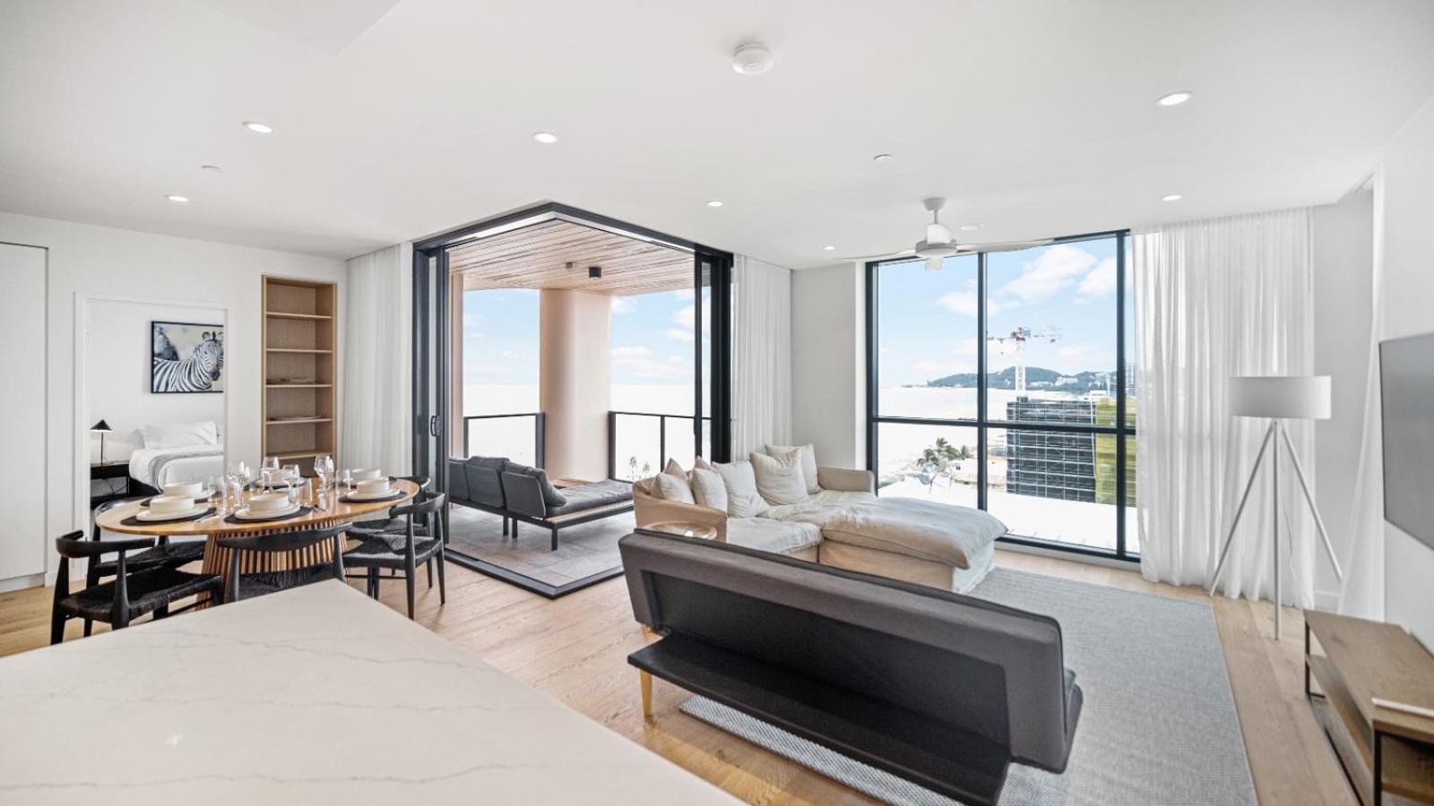 Luxury Beachside Apartment Gold Coast