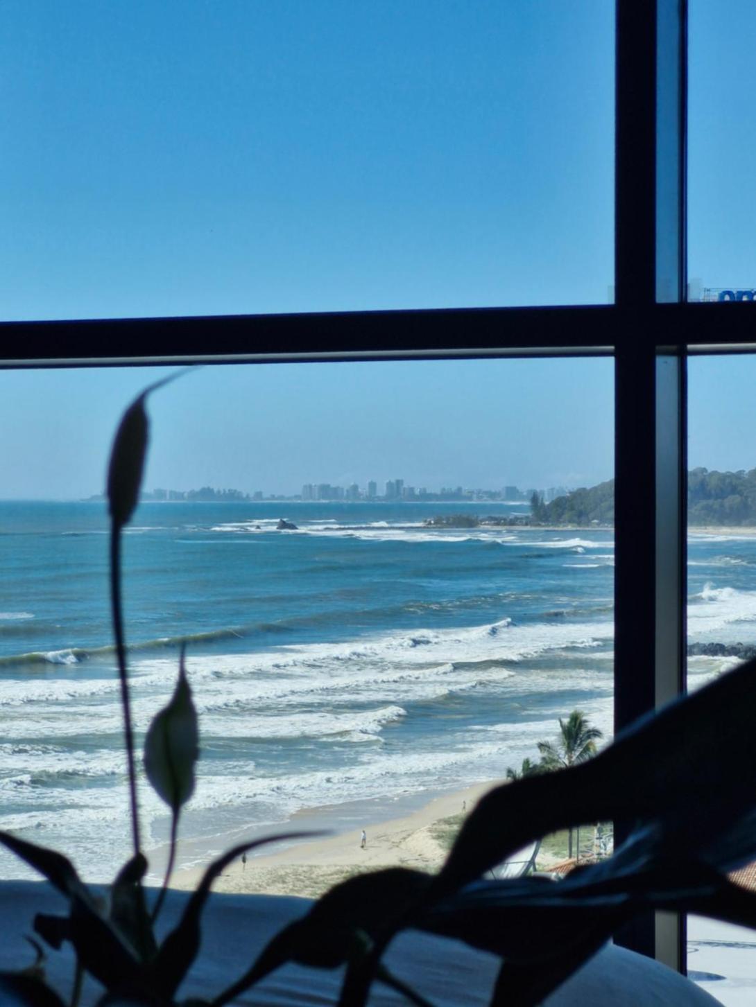 Luxury Beachside Apartment